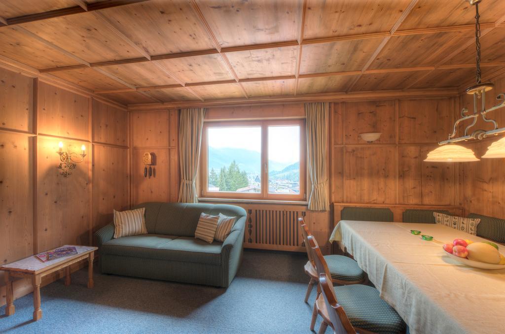 Hotel Garni Almjur St. Anton am Arlberg Exterior foto